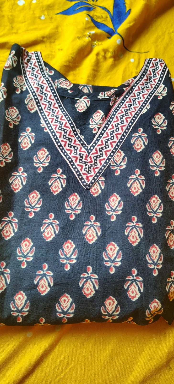 Maroon Printed Kurti Pant Set for Women | 3/4 Sleeve Ethnic Wear — photo 5